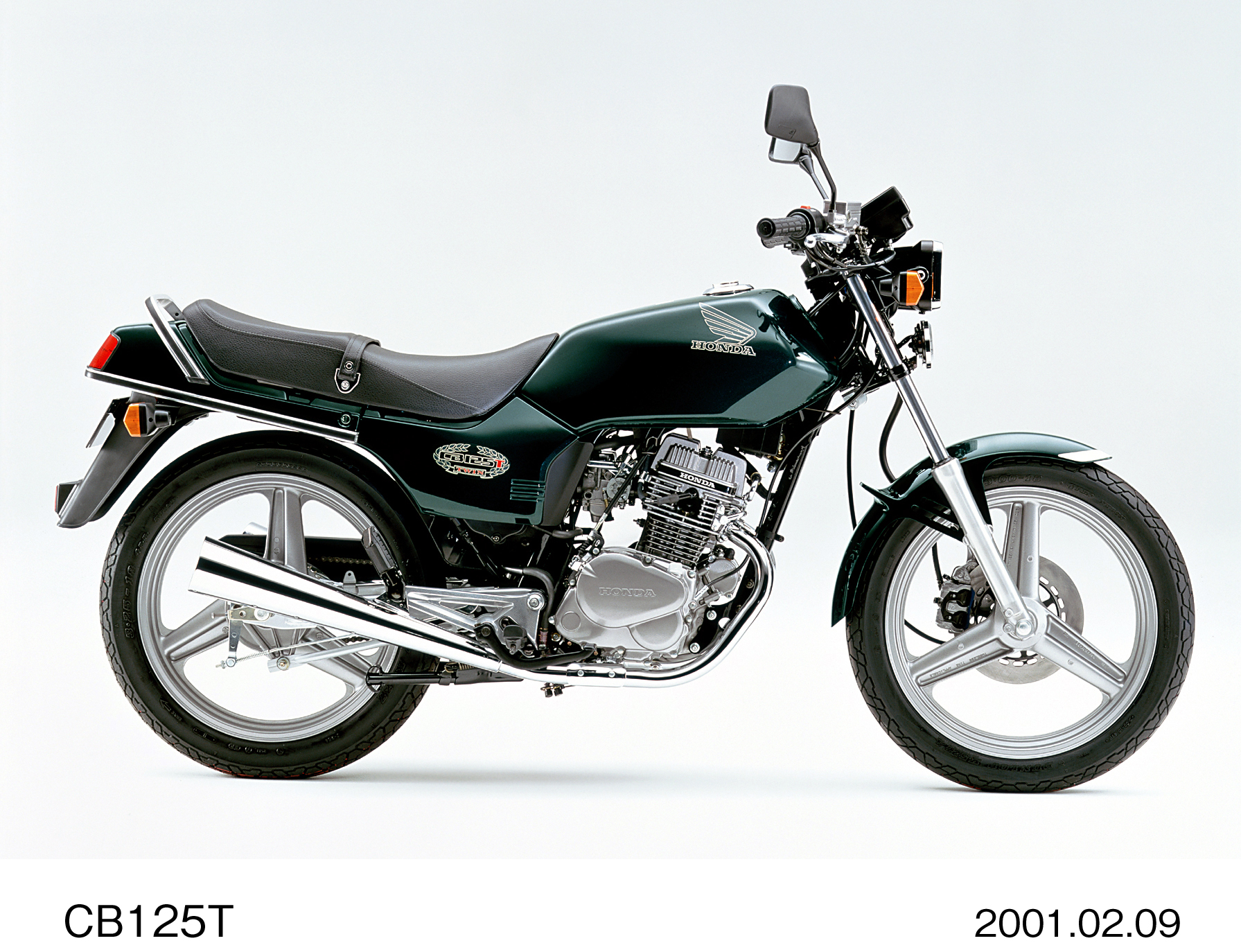 02-4_CB HISTORY_CB125T_2001