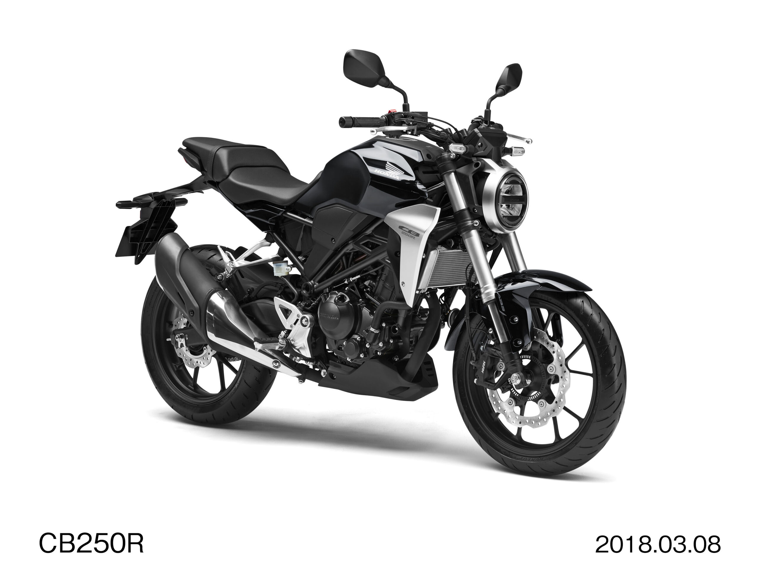 13-1_CB HISTORY_CB250R_2018