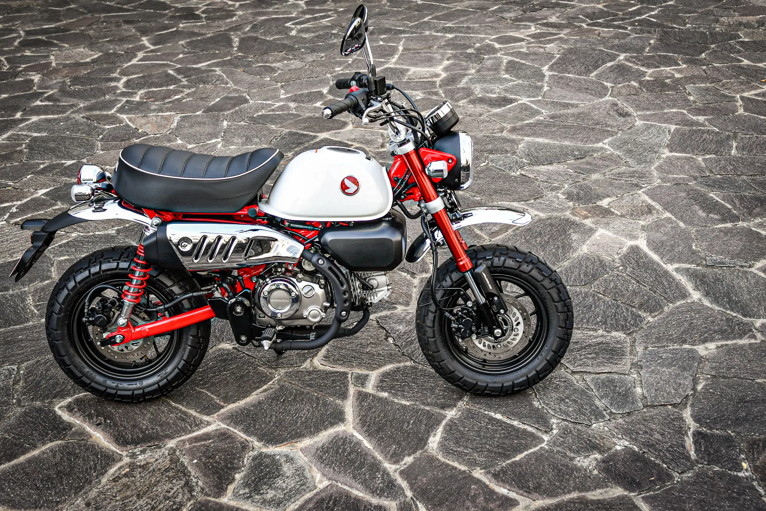 モンキー125  走行距離140キロほど！室内保管ほぼ新車！ Monkey125 | Honda公式サイト
