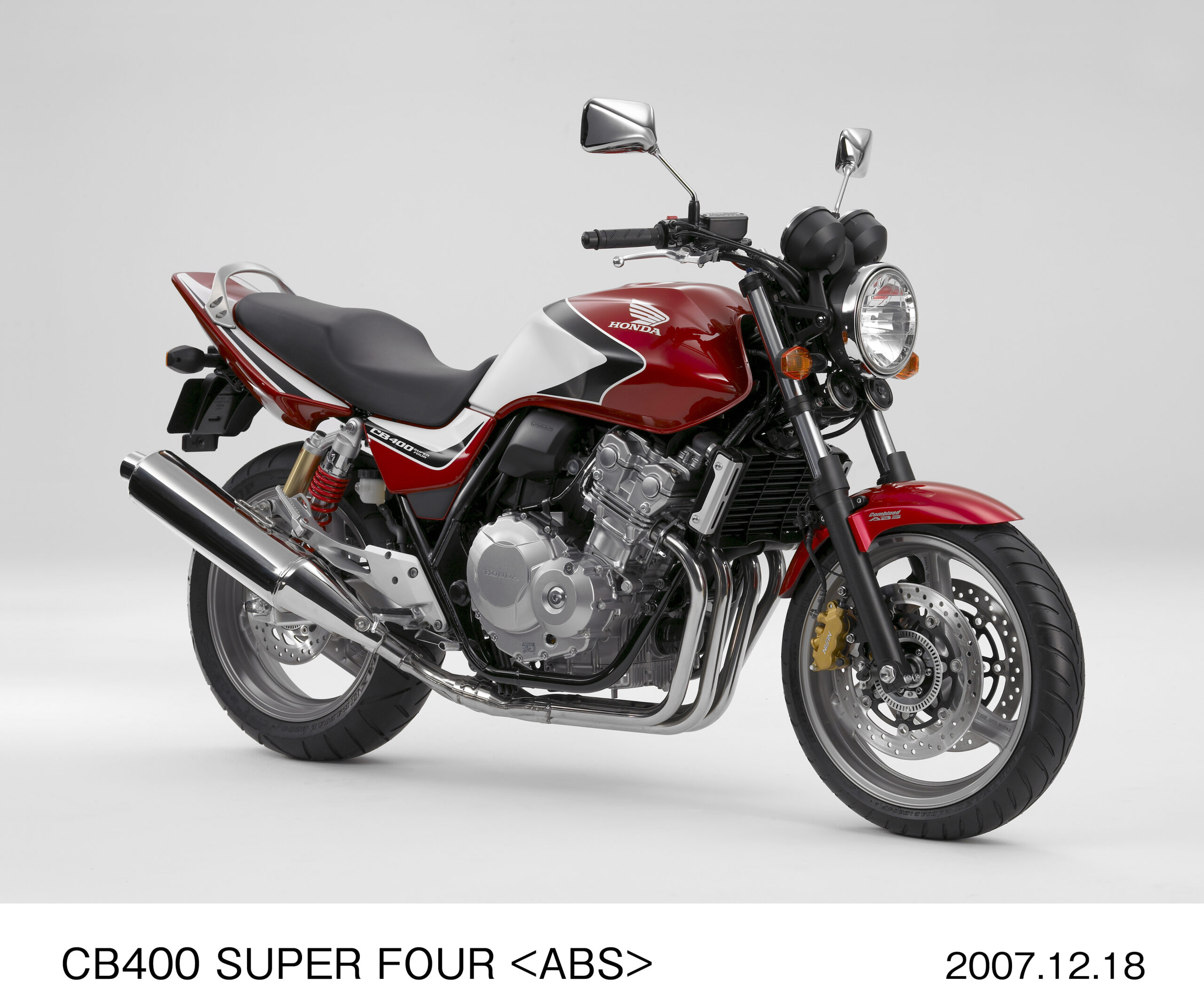 06-9_CB HISTORY_CB400SF_2007