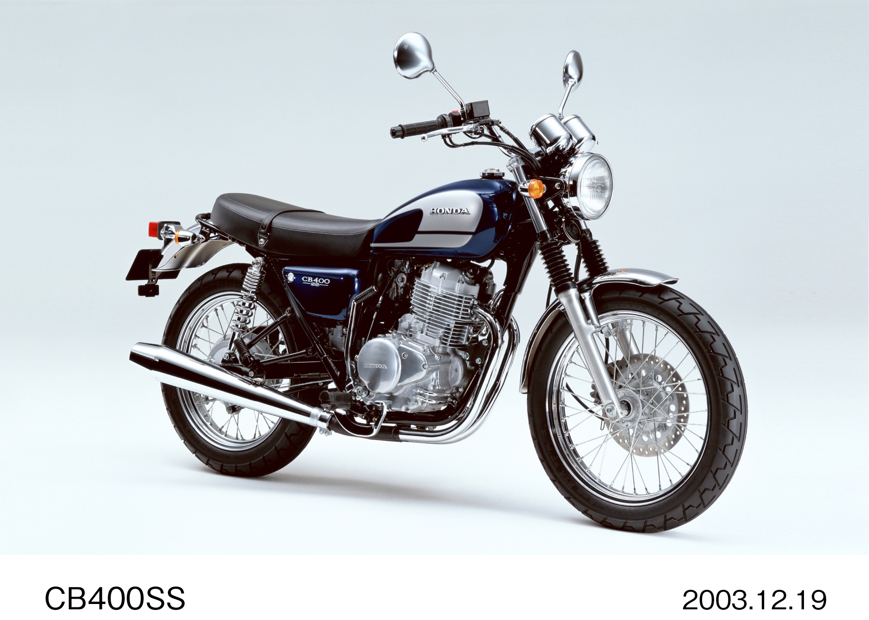 08-2_CB HISTORY_CB400SS_2003