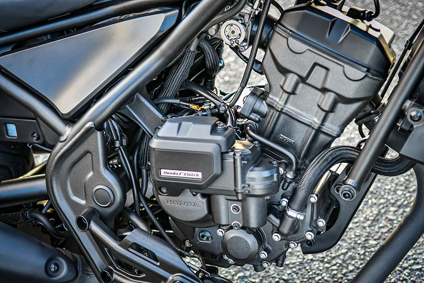 たぶん現役オーナーも知らない『Rebel 250（レブル250）』のエンジンが