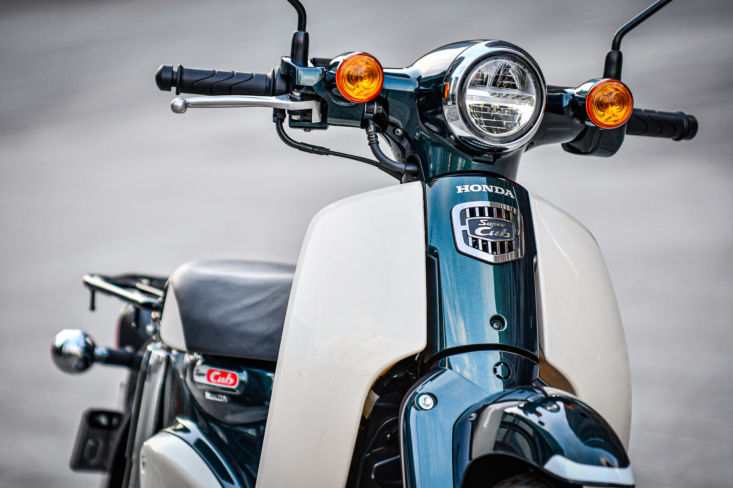 忙しくて愛車（大型バイク）に乗る暇がない人が『スーパーカブ110』を2