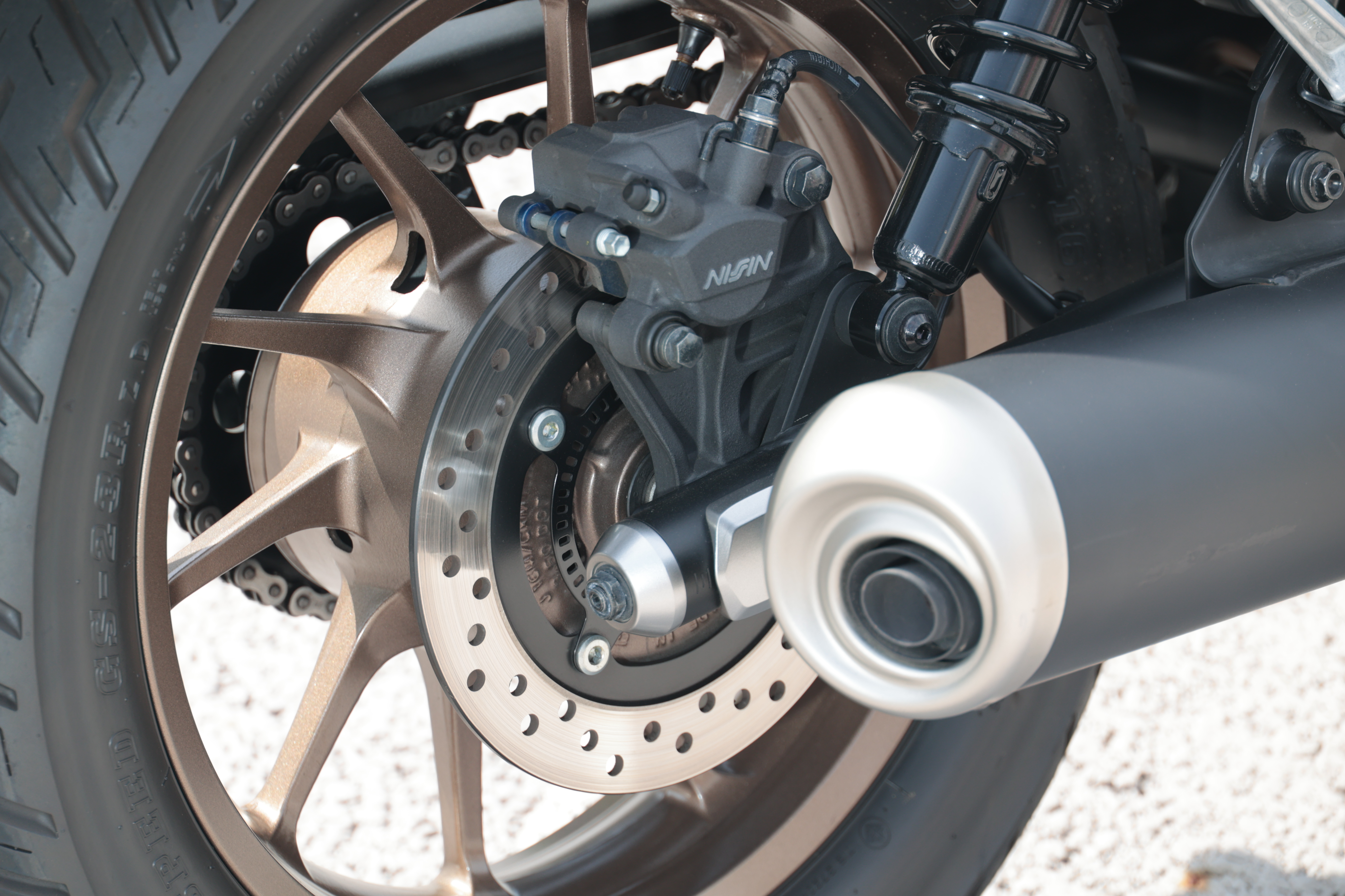 B-16_rebel250 s E-Clutch_リヤブレーキ