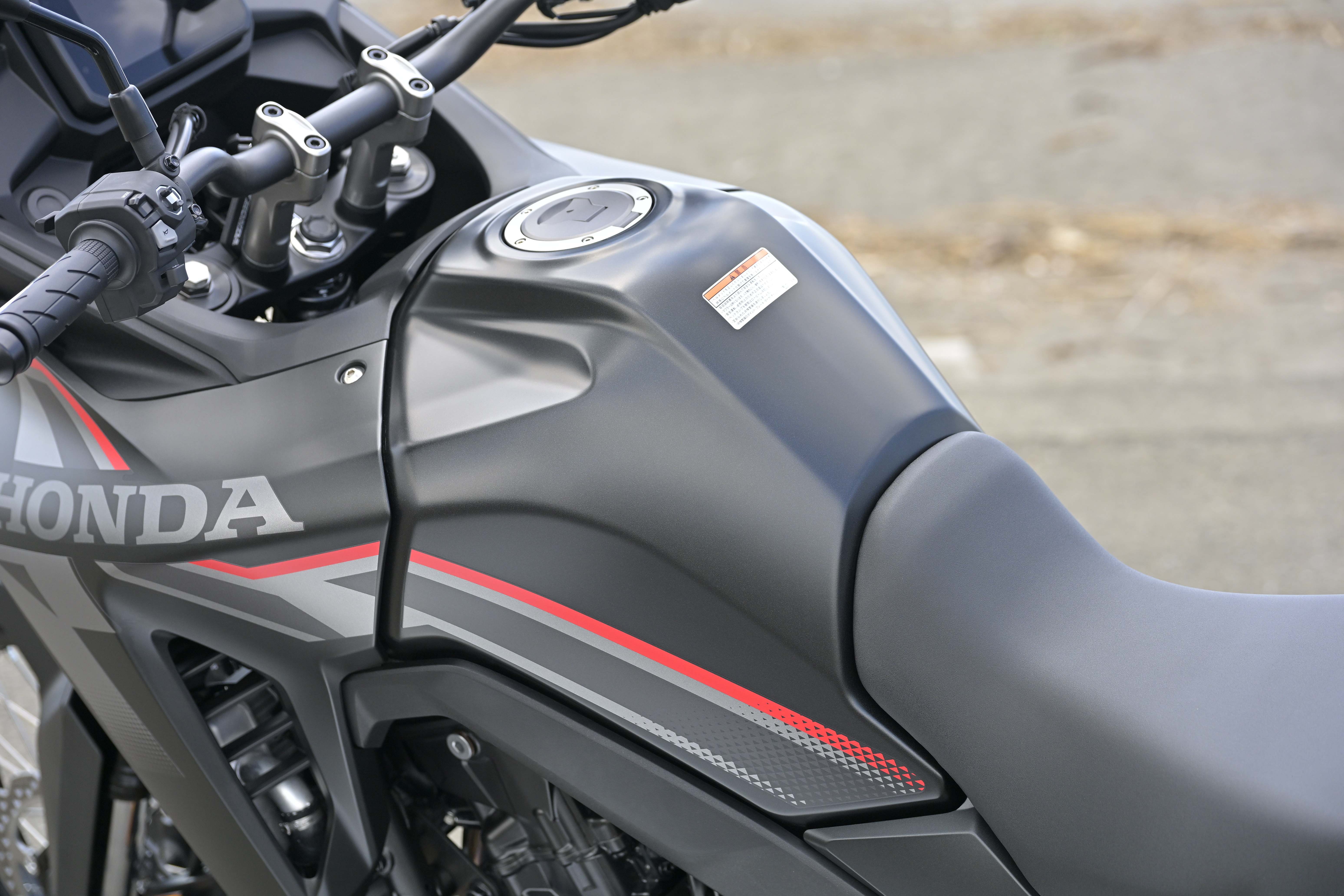 07_部分_XL750TRANSALP_TANK