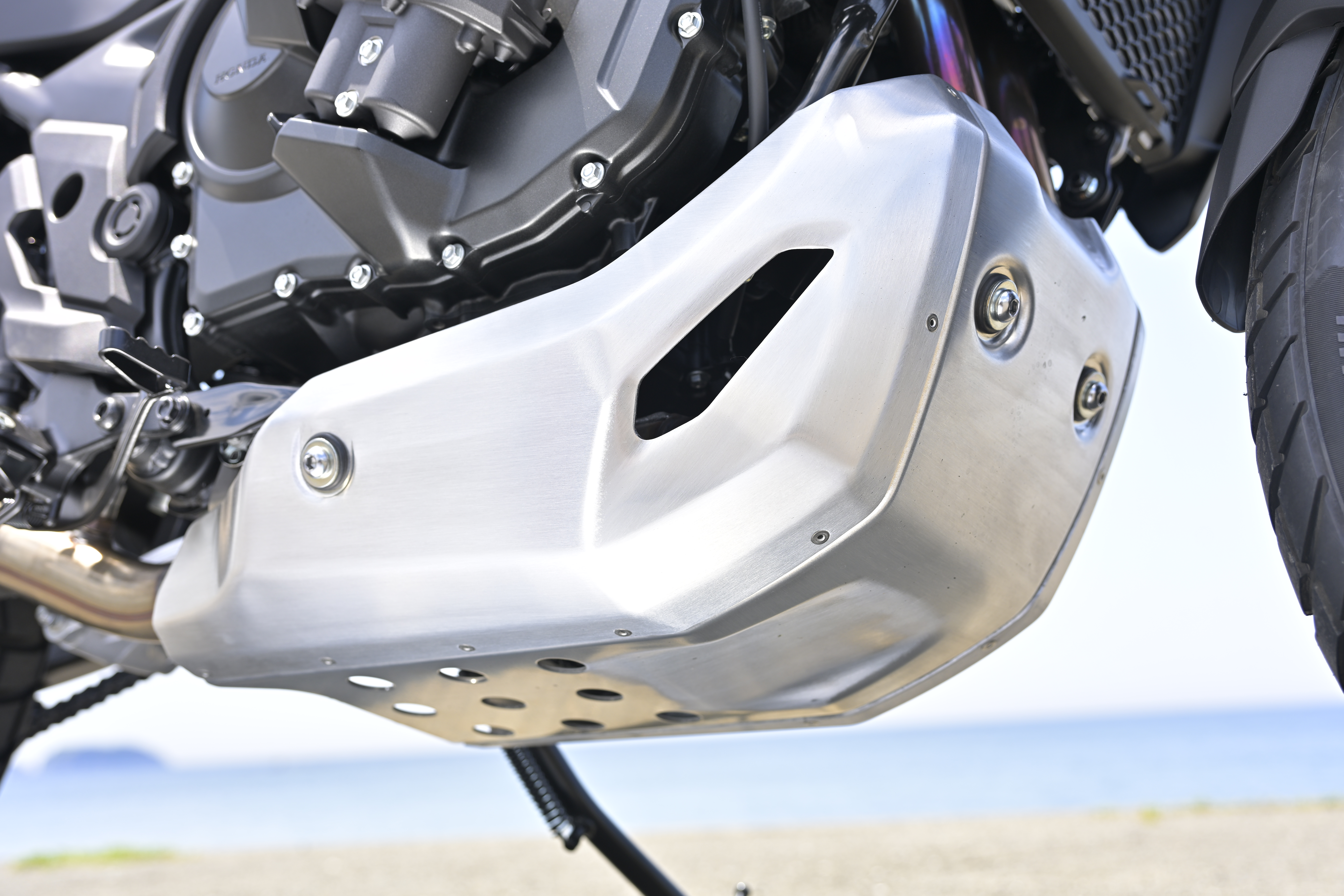 13_部分_XL750TRANSALP_UNDER GUARD