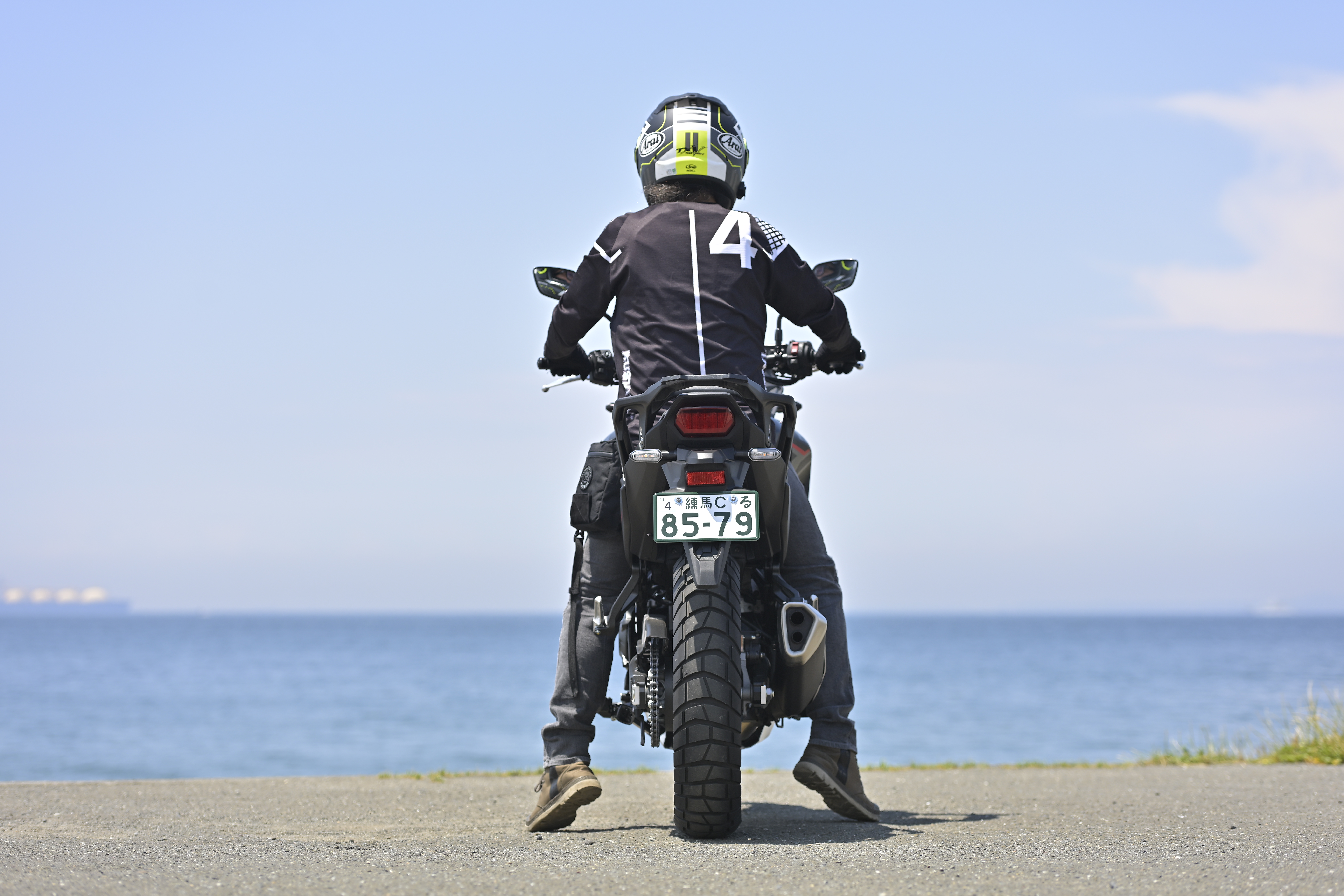 02_XL750TRANSALP_foot