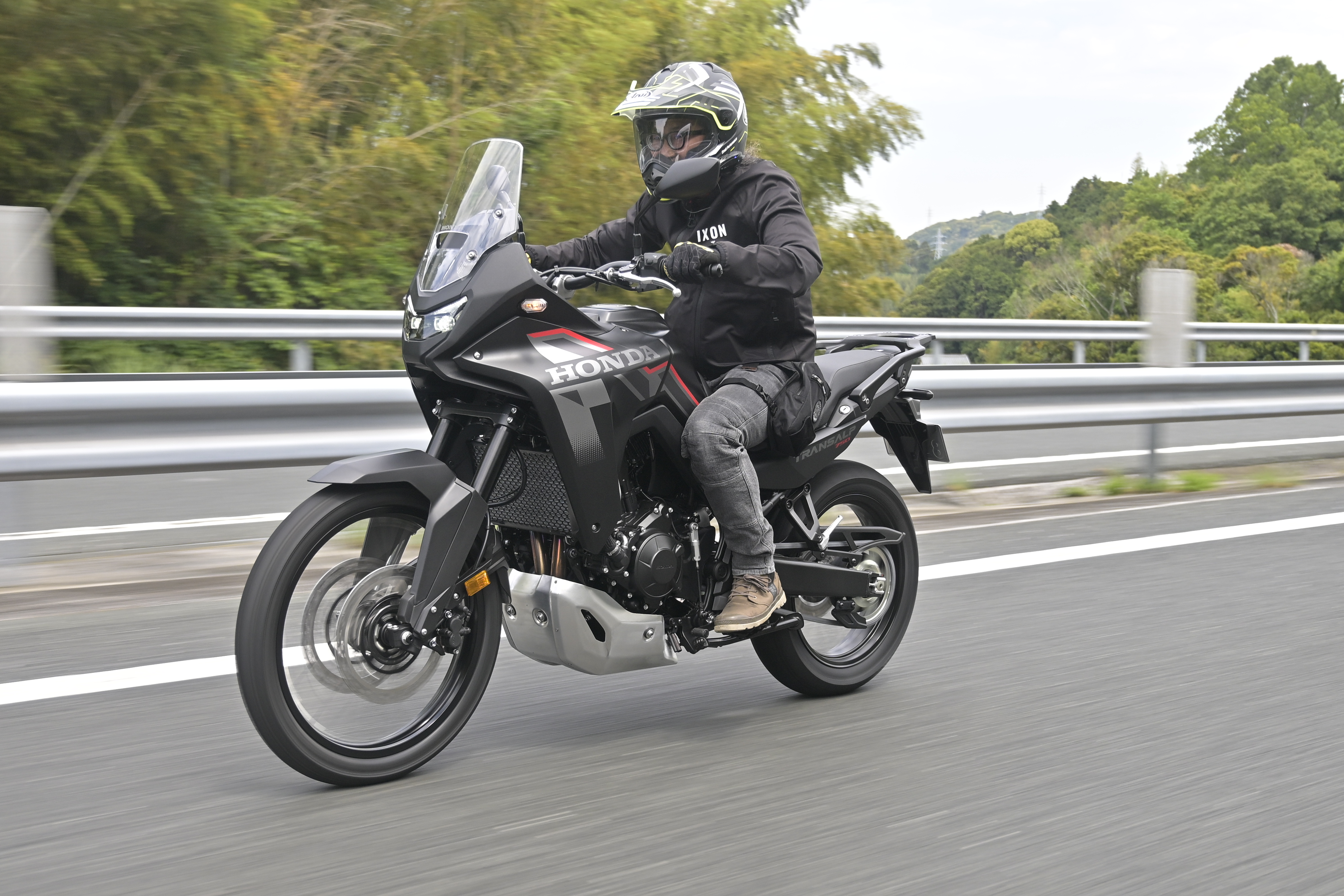 _XL750TRANSALP_higway