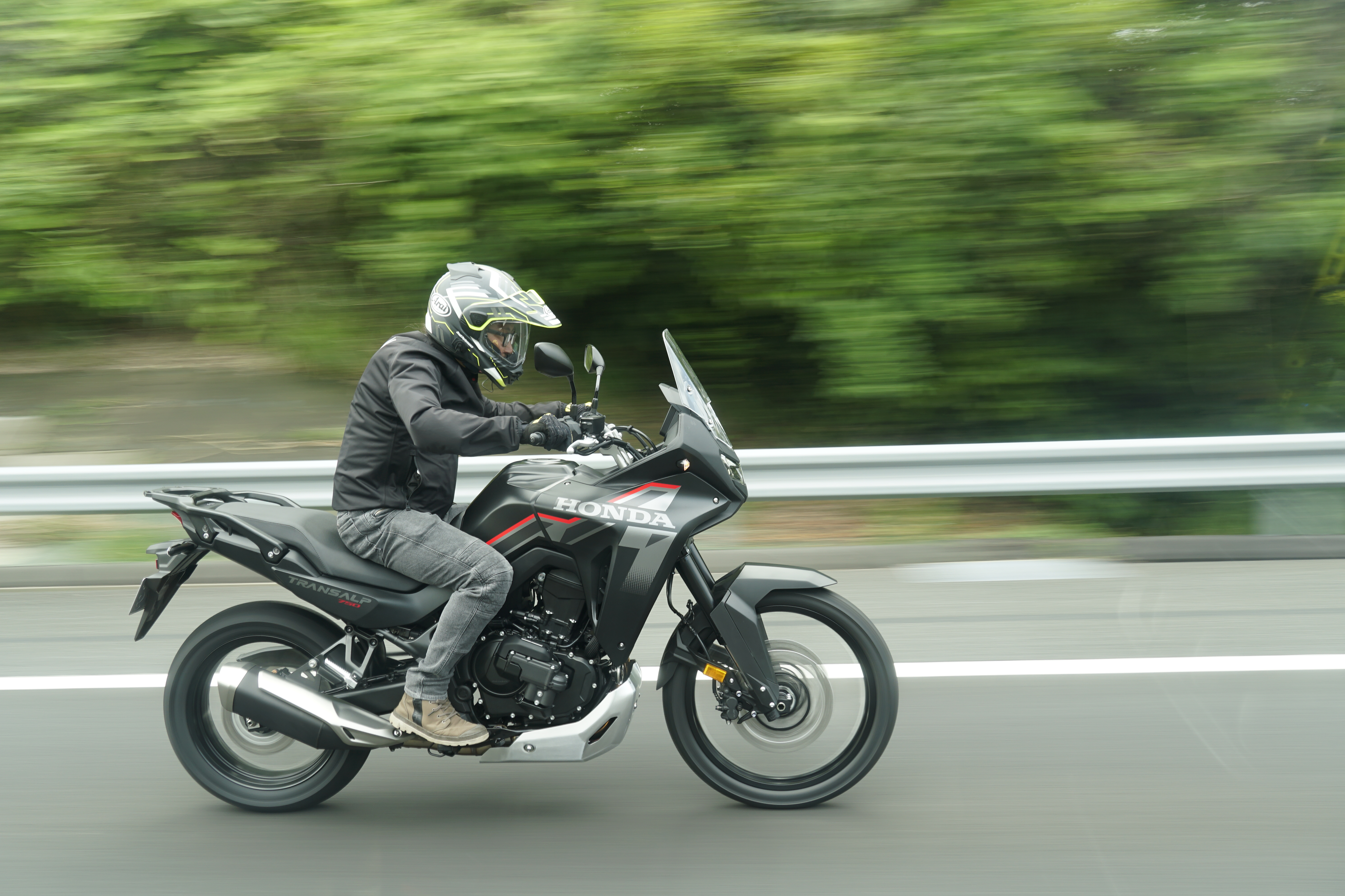 _XL750TRANSALP_higway4
