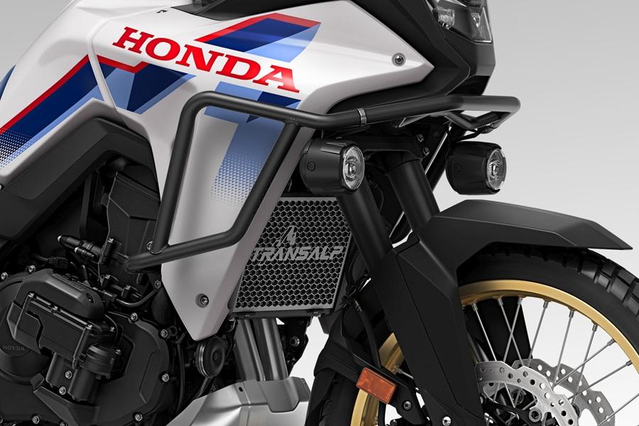 XL750TRANSALP_GUARD
