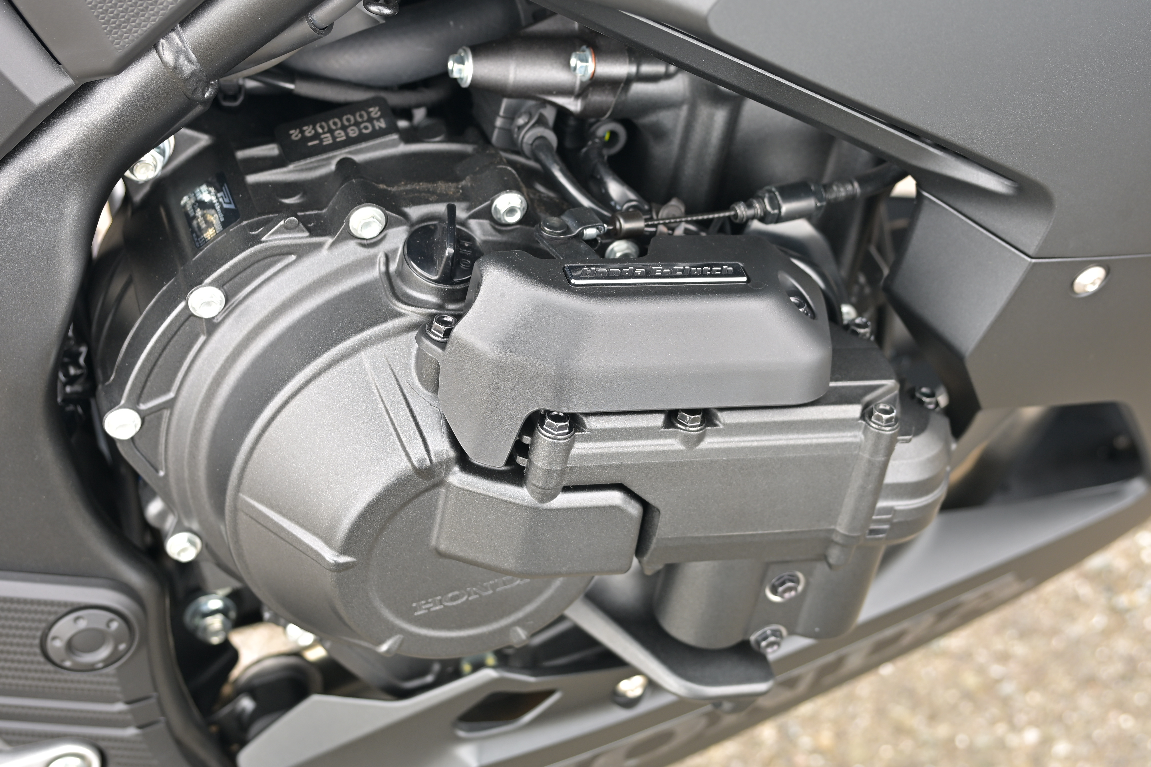 10_CBR400R E-Clutch_E-Clutch