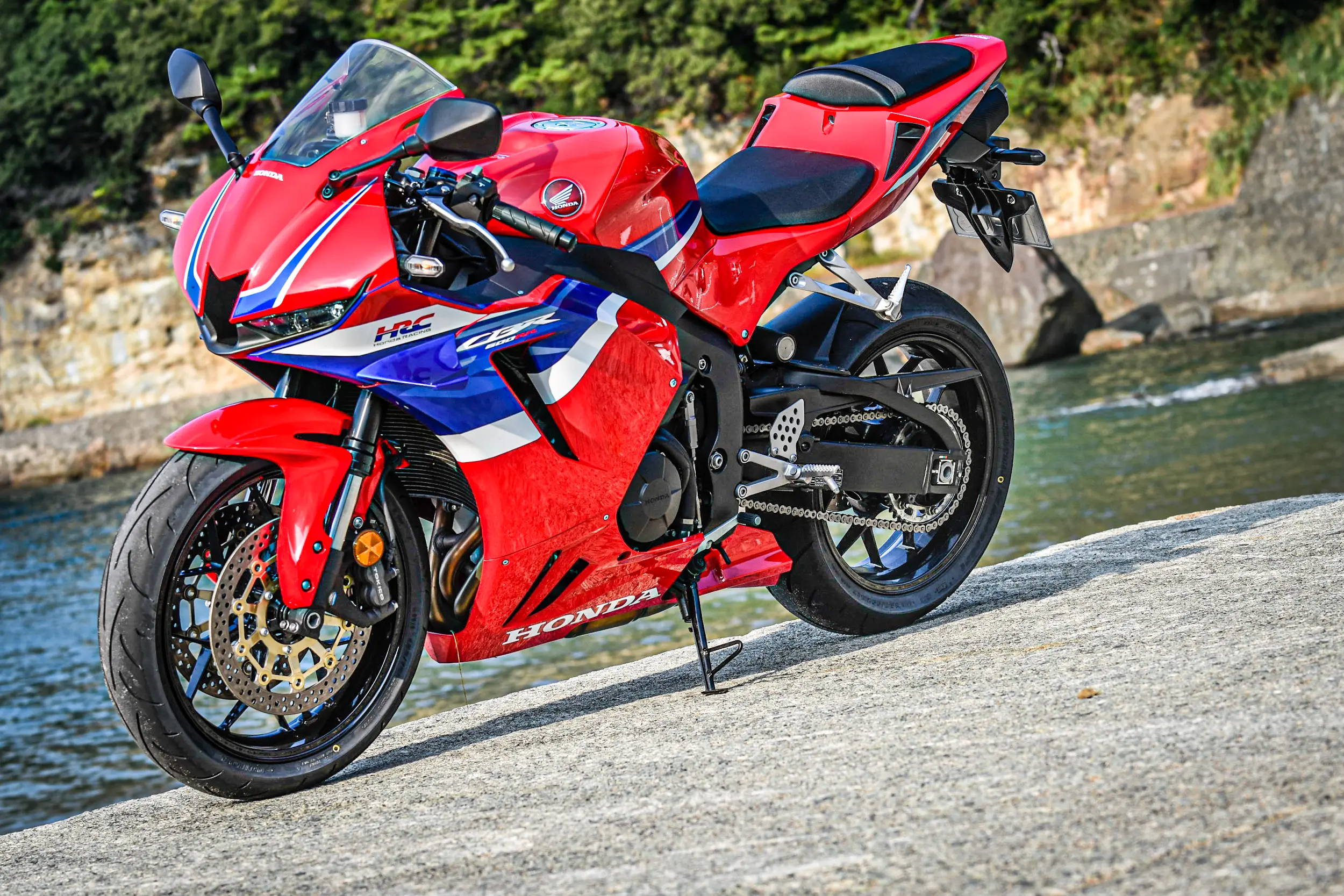 CBR600RRの『121馬力』は”普通の121馬力”じゃない！ これほとんど