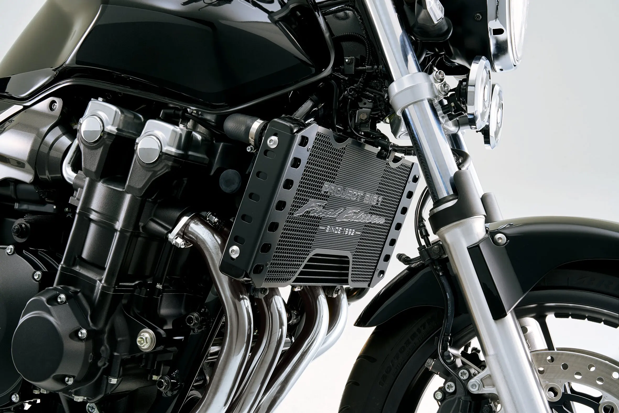 CB1300 SB SP ファイナルエディション 純正マフラー　サイレンサーのみ DSC5565aa-scaled.jpg-768x512.webp