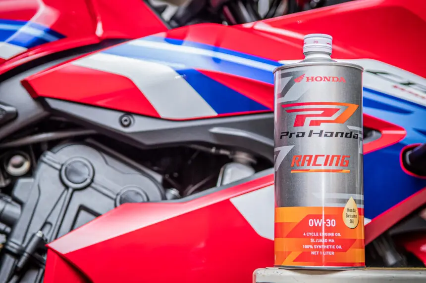 Honda純正エンジンオイル「Pro Honda」の最上級グレード「RACING」は何