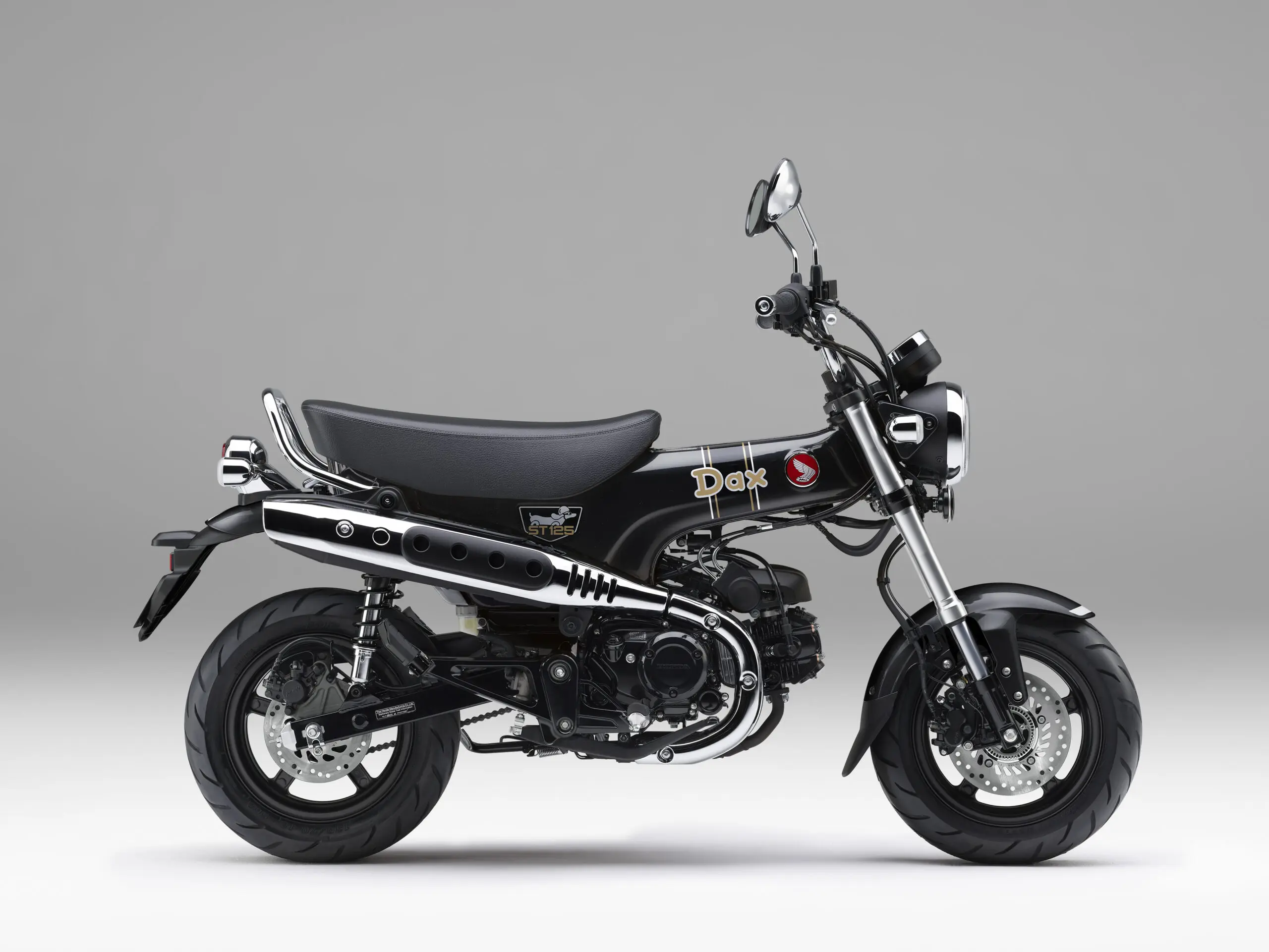ATの原付二種免許で乗れる125ccモデル『ダックス125』がニューカラーに