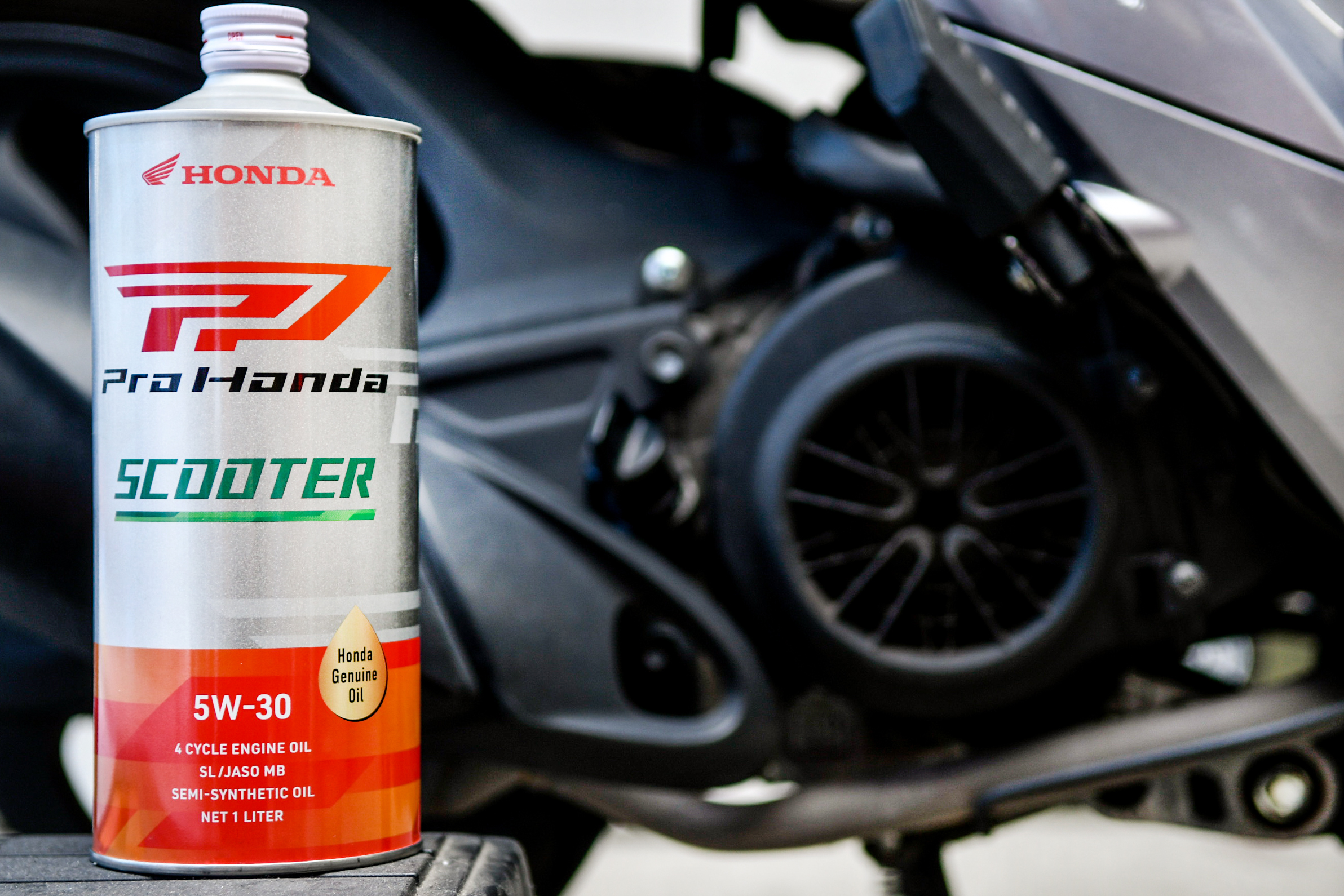 スクーターには“専用のエンジンオイル”があるのを知ってる？Honda純正