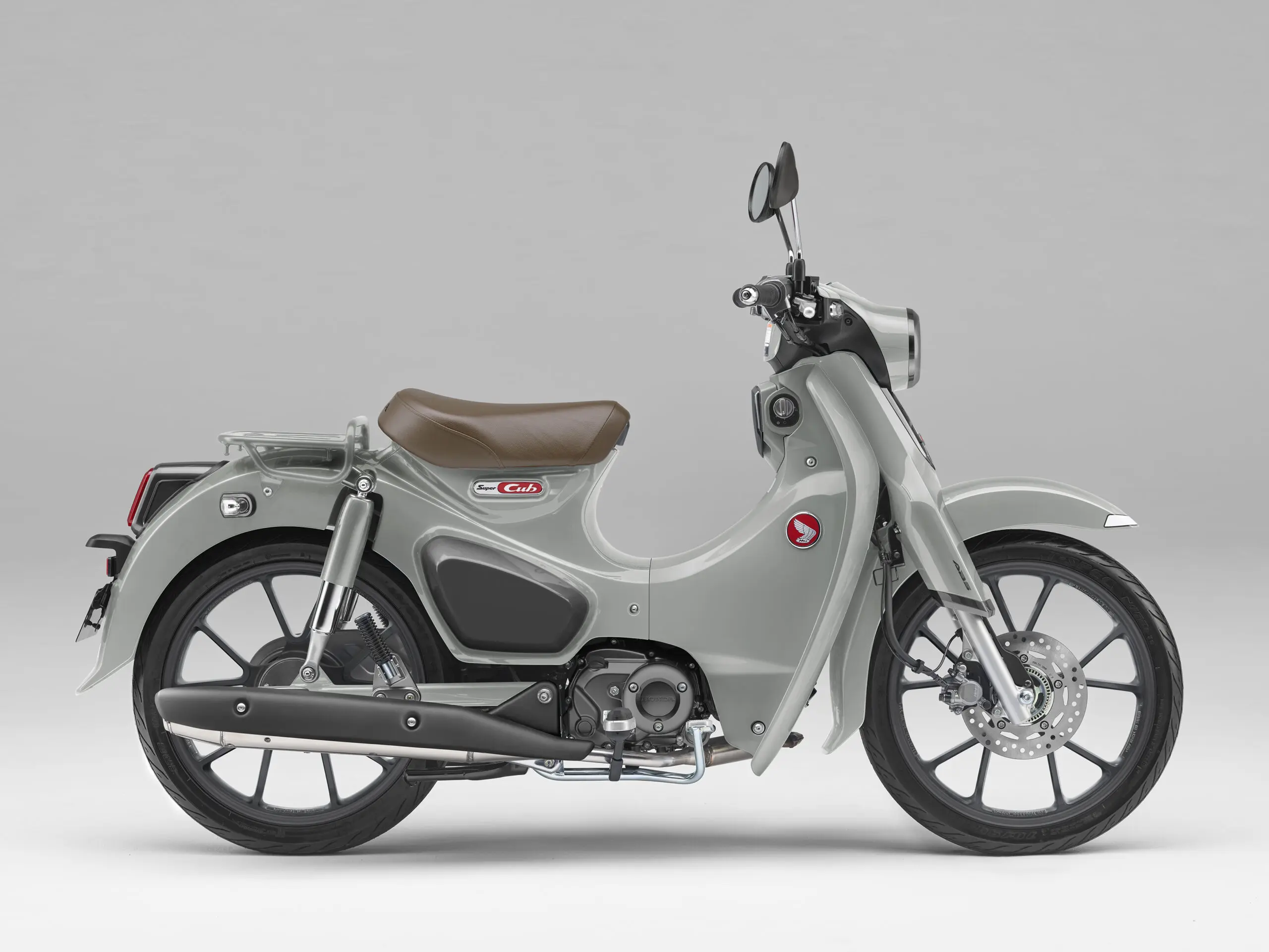 カスタムバイク？】伝統を継承する『スーパーカブ C125』に異変!? 上質