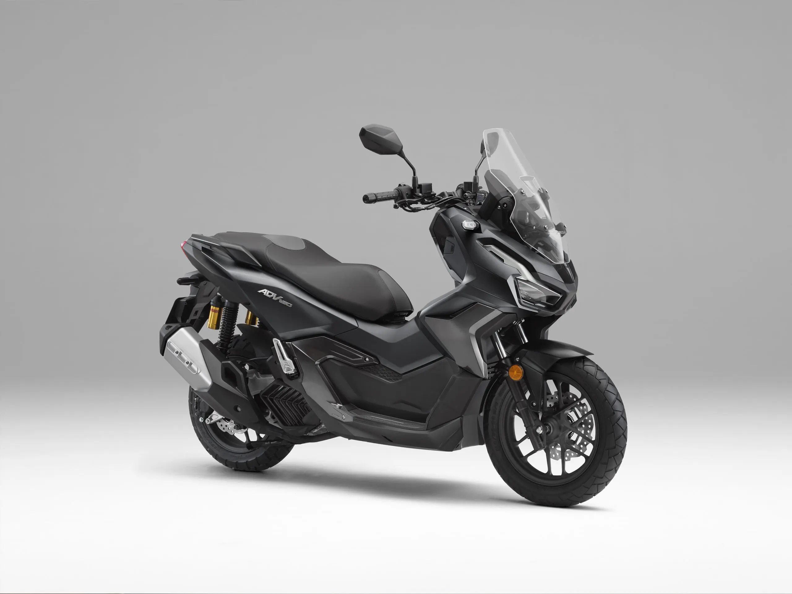 Honda RoadSync搭載！】先進装備追加の新型『ADV160』が160cc